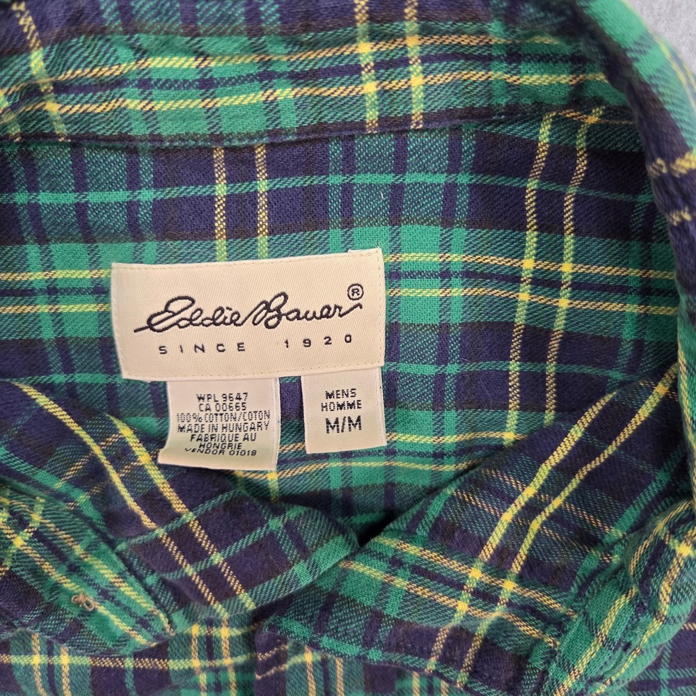 Eddie Bauer Plaid Button Down Shirt Mens Medium Green Navy Cotton Long Sleeve - Picture 4 of 8